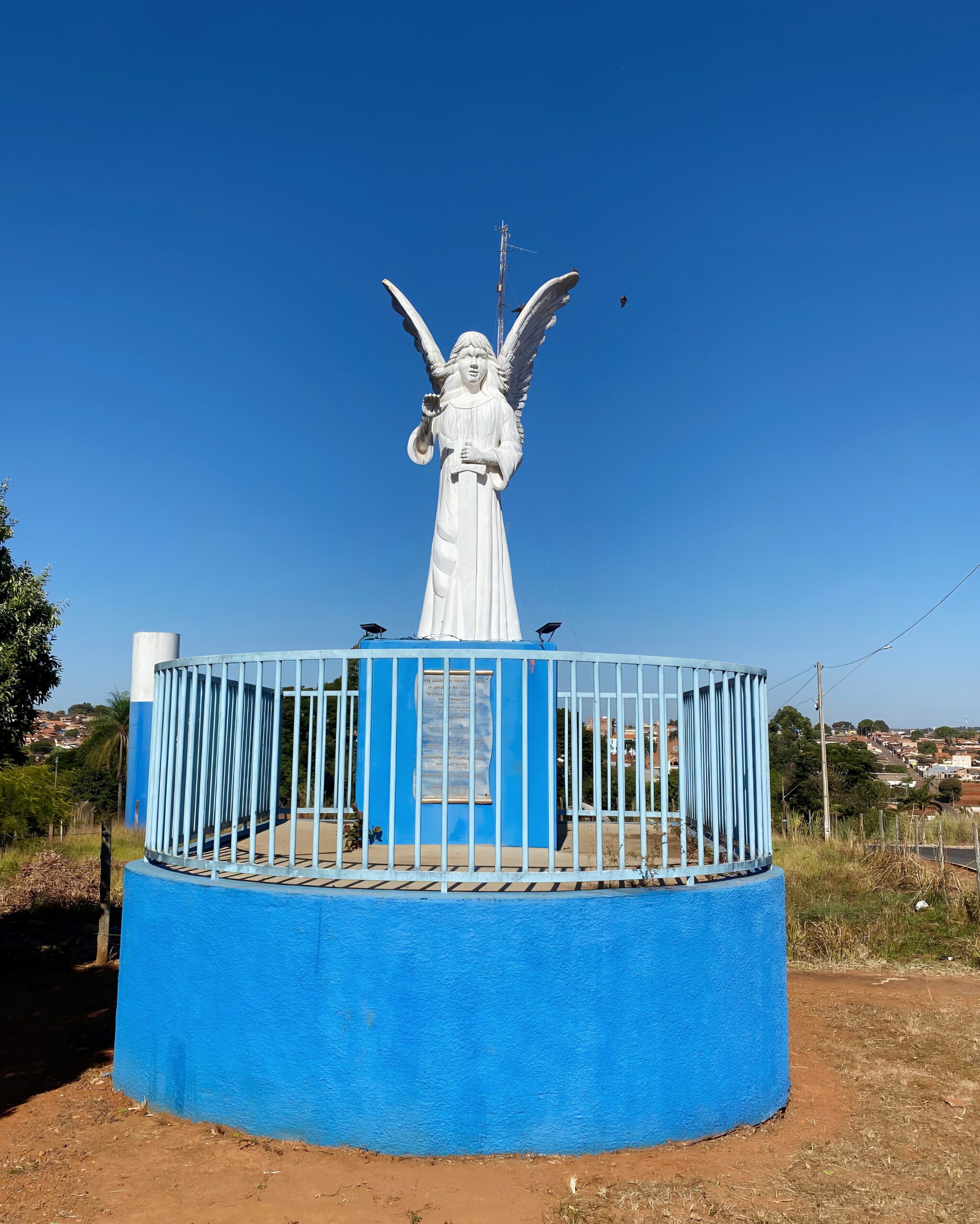 Leia mais sobre o artigo Os Anjos de Romaria: Guardiões da Fé e da Cidade